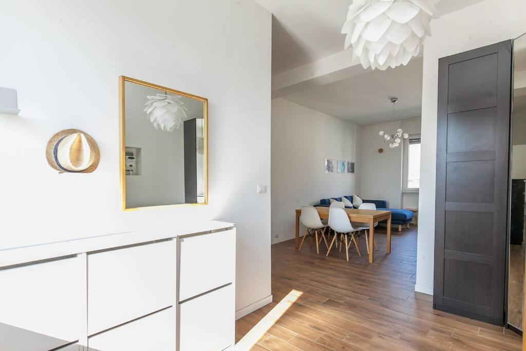 Bocconi And Navigli Apartment Milánó Kültér fotó